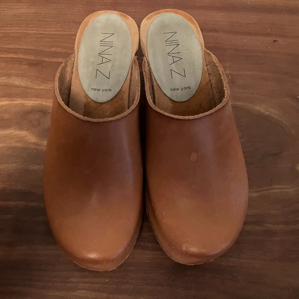 nina z clogs